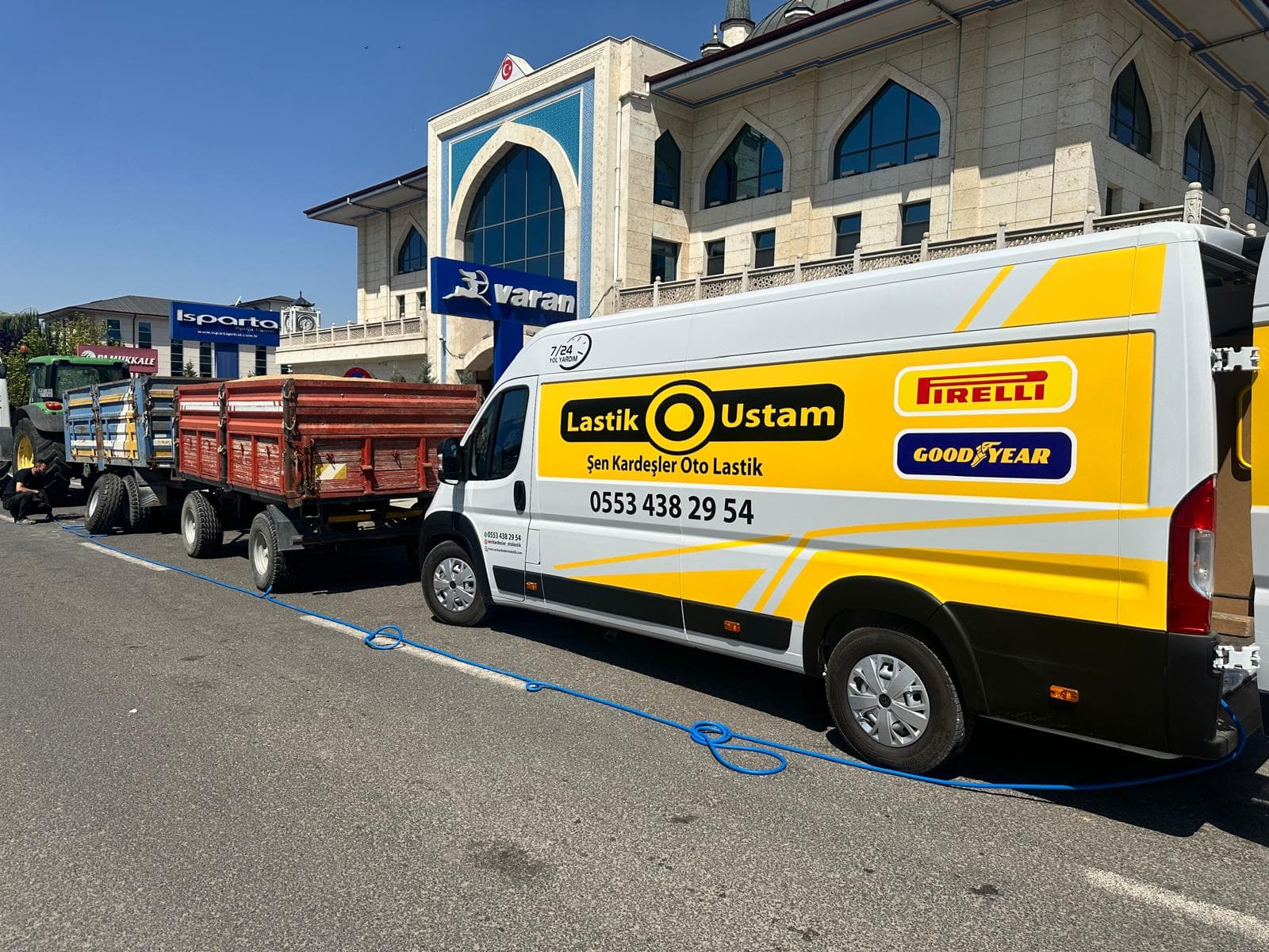 Şen Kardeşler mobil servis aracıyla ağır vasıta lastik hizmeti